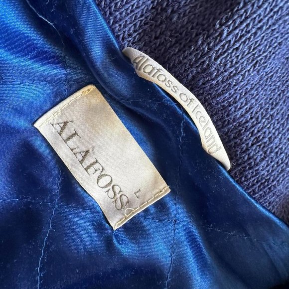 Vintage 80s Alafoss of Iceland Men Black Blue Purple 100% Wool Hooded Coat. - Picture 5 of 7